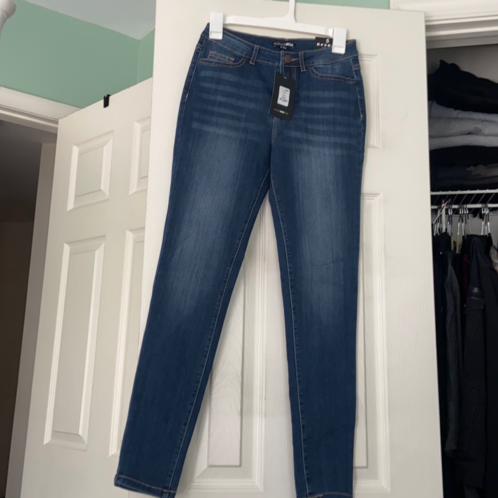 Fashion nova Ezra skinny jeans size 5